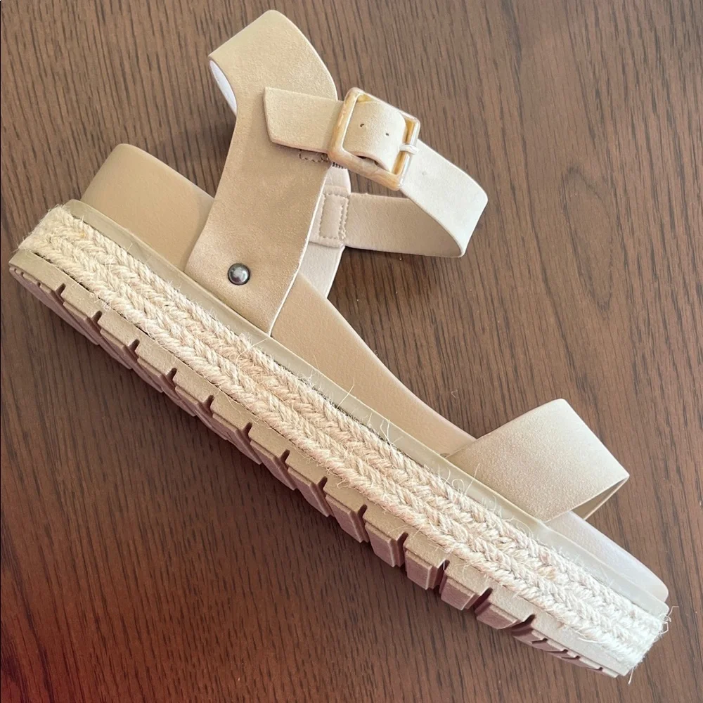 MIA Espadrille Platform Sandals - Picture 2 of 5